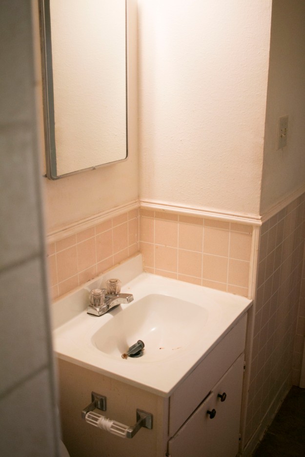 home renovation - master bathroom remodel - before